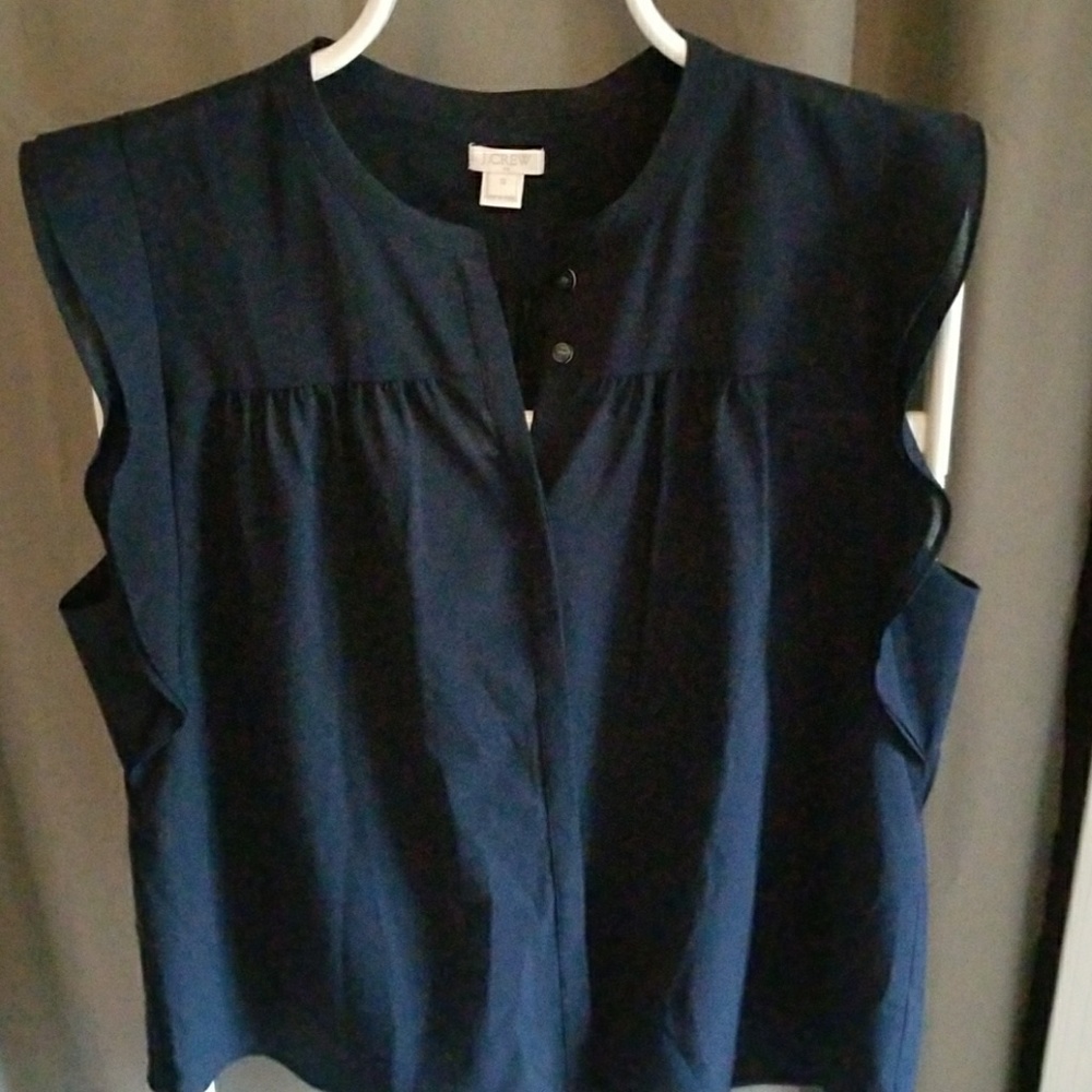 Ruffle sleve blouse